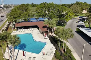 2693 Sabal Springs Cir, Clearwater, FL 33761 - Photo 14