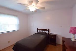 10055 Collingwood Ave, Dade City, FL 33525 - Photo 14