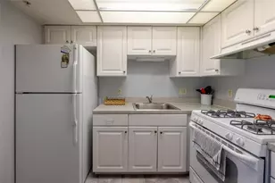 1950 59th Ave N, Saint Petersburg, FL 33714 - Photo 12