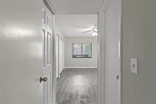 3706 Greenery Ct, Tampa, FL 33618 - Photo 26