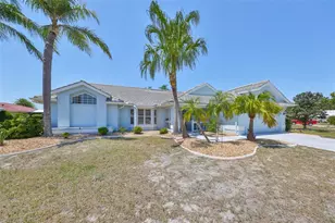 2004 Berry Roberts Dr, Sun City Center, FL 33573 - Photo 2
