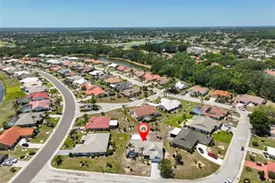 2004 Berry Roberts Dr, Sun City Center, FL 33573 - Photo 34