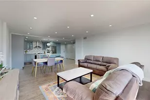 400 Island Way, Clearwater Beach, FL 33767 - Photo 4