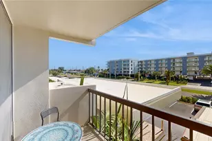 400 Island Way, Clearwater Beach, FL 33767 - Photo 32