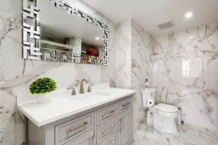 400 Island Way, Clearwater Beach, FL 33767 - Photo 24