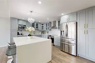 400 Island Way, Clearwater Beach, FL 33767 - Photo 14