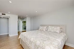 400 Island Way, Clearwater Beach, FL 33767 - Photo 22