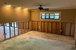 833 Lantana Ave, Clearwater Beach, FL 33767 - Photo 22