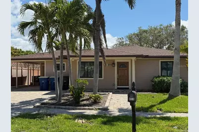 833 Lantana Avenue, Clearwater Beach, FL 33767 - Photo 1