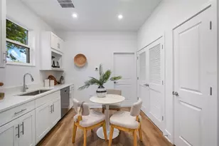 2711 W North B St, Tampa, FL 33609 - Photo 12