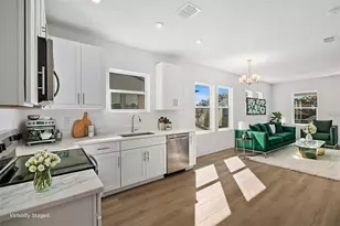 2711 W North B St, Tampa, FL 33609 - Photo 8