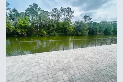 446 Lake Carolyn Circle, Lakeland, FL 33813 - Photo 10