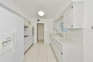 1809 Haverford Ave, Sun City Center, FL 33573 - Photo 24