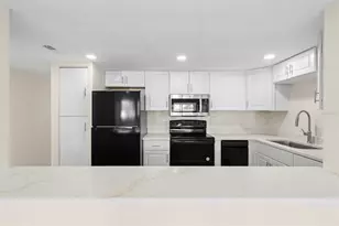 7701 Starkey Rd, Seminole, FL 33777 - Photo 10
