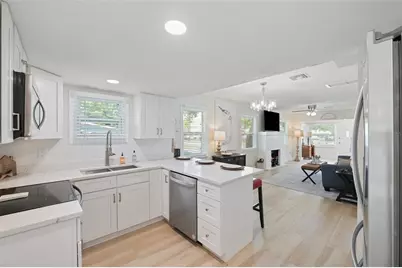 1601 54th Street S, Gulfport, FL 33707 - Photo 16