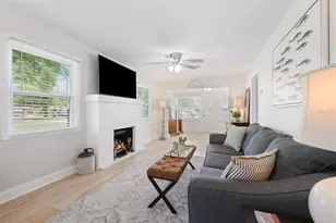 1601 54th St S, Gulfport, FL 33707 - Photo 20