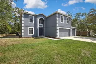 11257 Persimmon Ave, Weeki Wachee, FL 34614 - Photo 2