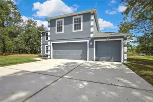 11257 Persimmon Ave, Weeki Wachee, FL 34614 - Photo 1