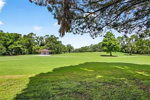 14856 Par Club Circle, Tampa, FL 33618 - Photo 32