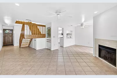 14856 Par Club Circle #14856, Tampa, FL 33618 - Photo 12