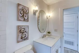 8635 Boca Ciega Dr, Saint Pete Beach, FL 33706 - Photo 14