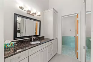 301 2nd St N, Saint Petersburg, FL 33701 - Photo 20