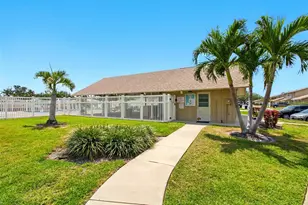 1671 Cape Ann Ave NE, Saint Petersburg, FL 33702 - Photo 28