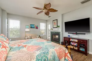 339 Manatee Ln, Tarpon Springs, FL 34689 - Photo 28