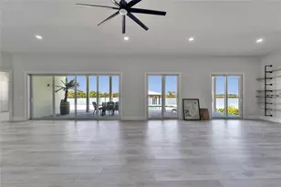 935 Chipaway Dr, Apollo Beach, FL 33572 - Photo 70