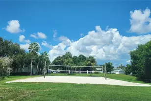 5215 Coquina Key Dr SE, Saint Petersburg, FL 33705 - Photo 36