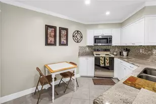 6011 Bahia Del Mar Blvd, Saint Petersburg, FL 33715 - Photo 12