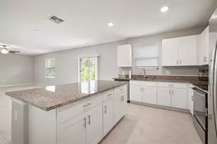 1823 Moon Cactus Ct, Ruskin, FL 33570 - Photo 28