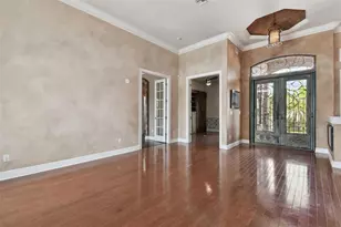 2605 59th St S, Gulfport, FL 33707 - Photo 8