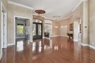 2605 59th St S, Gulfport, FL 33707 - Photo 10