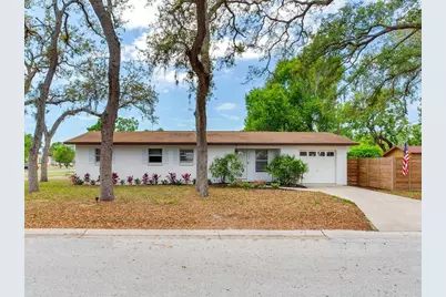 1700 25th Street N, Saint Petersburg, FL 33713 - Photo 1