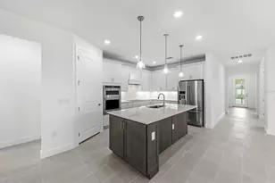 17094 Moonflower Dr, Venice, FL 34293 - Photo 4