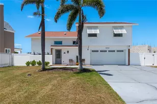 2202 Donato Dr, Belleair Beach, FL 33786 - Photo 2