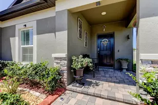 12407 Hilltop Farms Dr, Dade City, FL 33525 - Photo 2