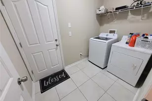 4633 White Bay Cir, Wesley Chapel, FL 33545 - Photo 10