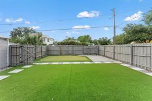 921 W Coral St, Tampa, FL 33602 - Photo 6