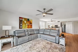 1200 Country Club Dr, Largo, FL 33771 - Photo 46