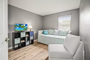 10100 Sailwinds Blvd N, Largo, FL 33773 - Photo 24