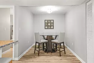 10100 Sailwinds Blvd N, Largo, FL 33773 - Photo 12