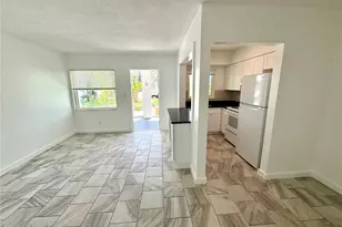 11225 1st St E, Treasure Island, FL 33706 - Photo 28