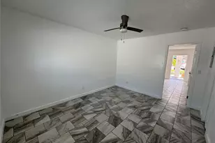 11225 1st St E, Treasure Island, FL 33706 - Photo 26