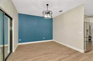 28516 Tranquil Lake Cir, Wesley Chapel, FL 33543 - Photo 12