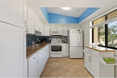 7540 Sunshine Skyway Lane S #219, Saint Petersburg, FL 33711 - Photo 14