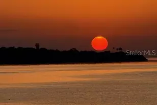 7540 Sunshine Skyway Ln S, Saint Petersburg, FL 33711 - Photo 4