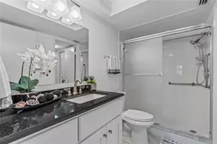 4900 Brittany Dr S, Saint Petersburg, FL 33715 - Photo 12