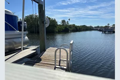 400 Mount Oak Avenue NE #750, Saint Petersburg, FL 33702 - Photo 6